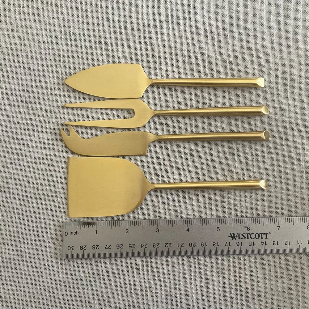 Nordstrom At Home Gold Cheese Knife Set 🧀 🍷